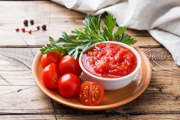 افضل معجون الطماطم؛ دراسة المركبات والمواد المضافة المسموح بها في معجون الطماطم
